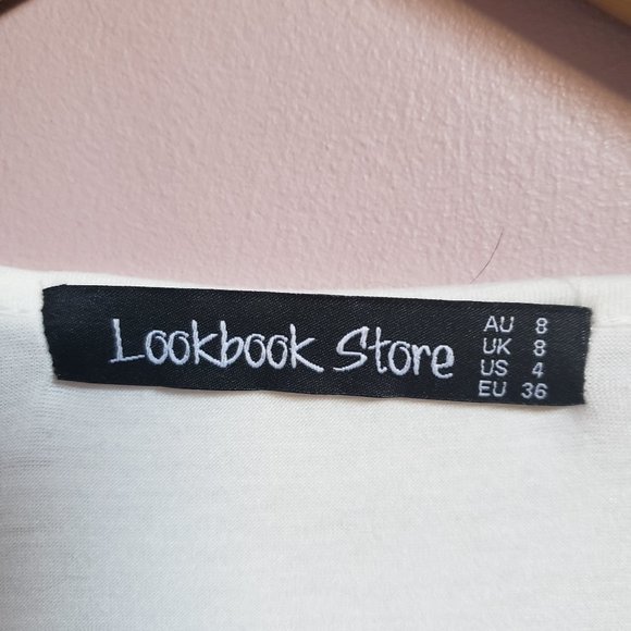 Lookbook Store Women's Size 4 Sweater - Gently Used - Picture 2 of 6